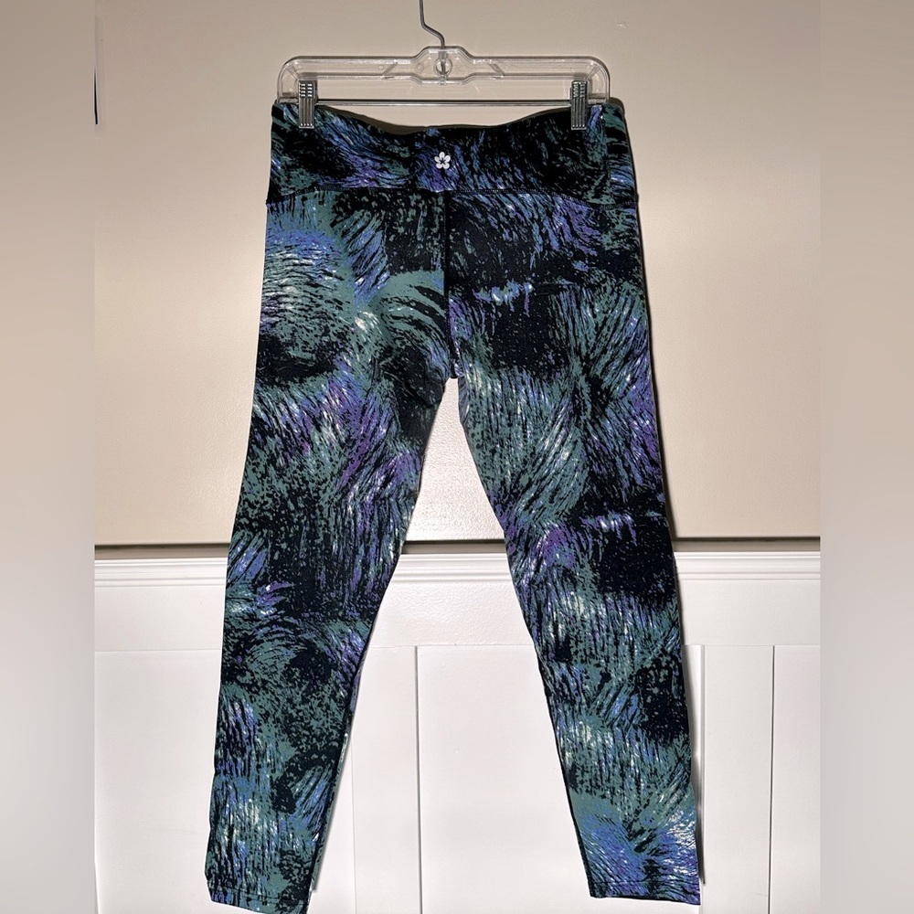 2 Pairs Of Large Leggings - Picture 4 of 9